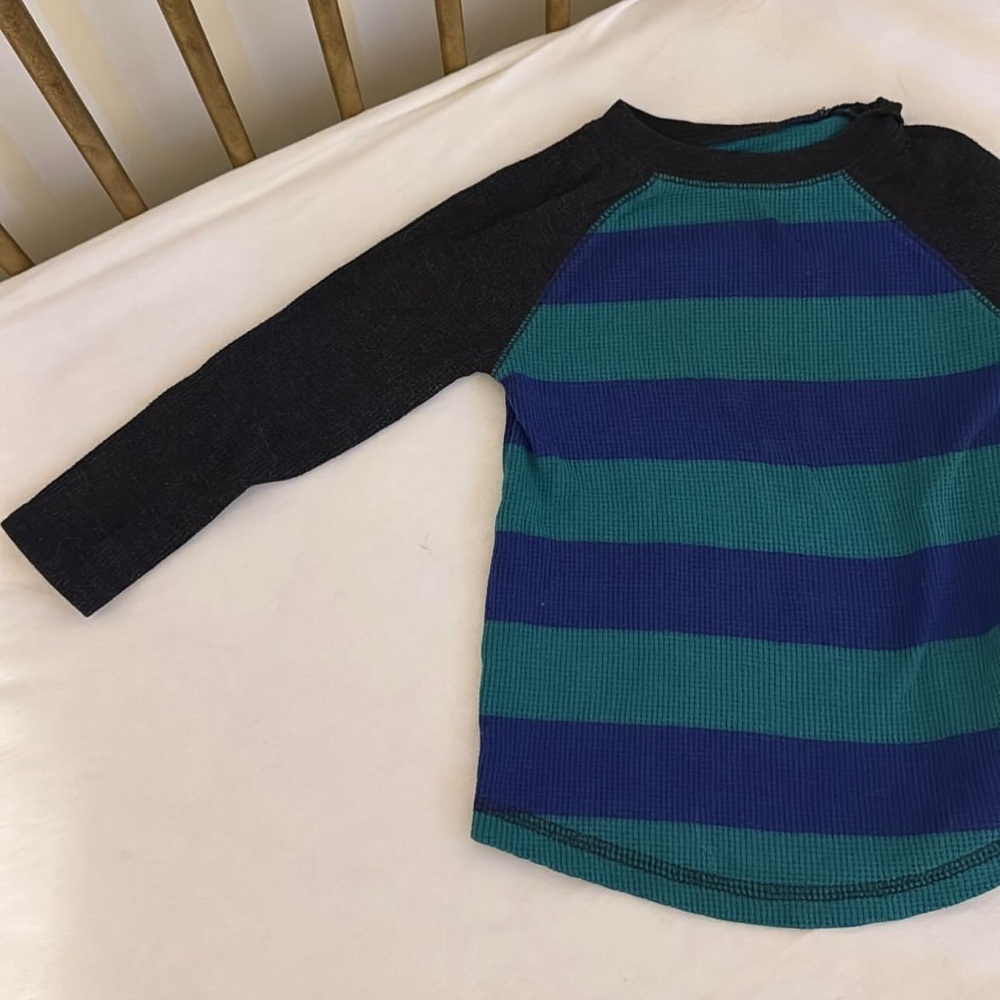 Old navy waffle striped longsleeve blue and black 2 yr